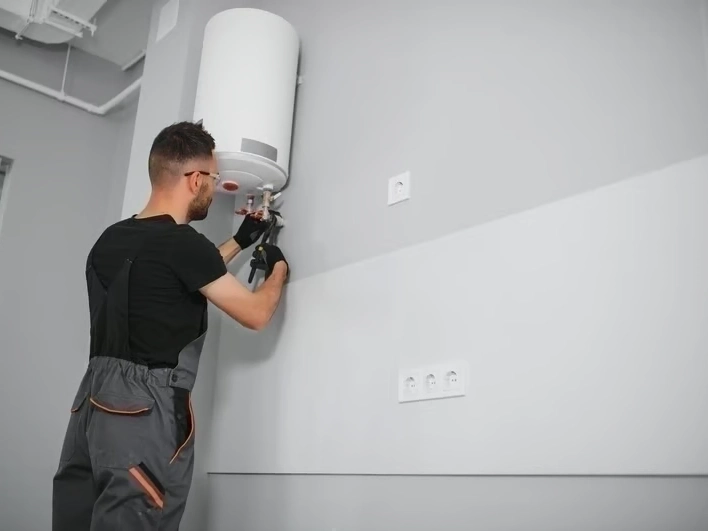 Professional Tankless Water Heater Repair services by SnoFalls Plumbing LLC in Auburn, WA — licensed Plumbing provider